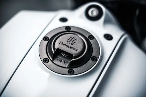 husqvarna-vitpilen-401-35