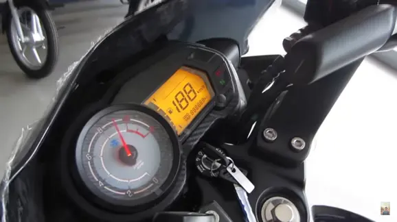 new-2017-pulsar-135ls-handle-bar-instrument-cluster-speedo-pic-5