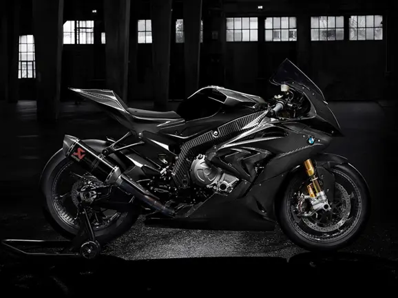 bmw-hp4-race-03