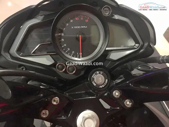new-bajaj-pulsar-160-ns-3