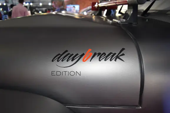 mahindra-thar-daybreak-edition-with-solid-roof-daybreak-edition-branding-at-surat-international-auto-expo-2017