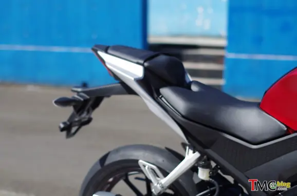 yamaha_r15_2017_016