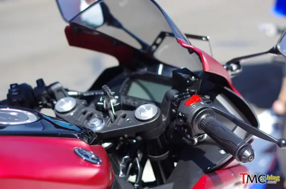yamaha_r15_2017_028