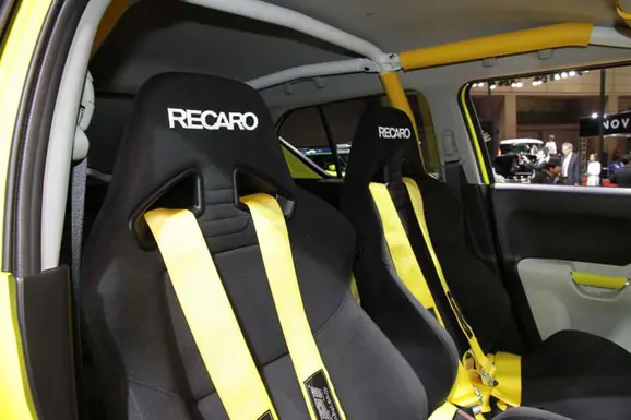 maruti-suzuki-ignis-motocross-style-11