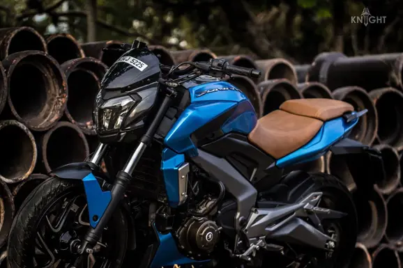 Gloss Metallic Blue Bajaj Dominar