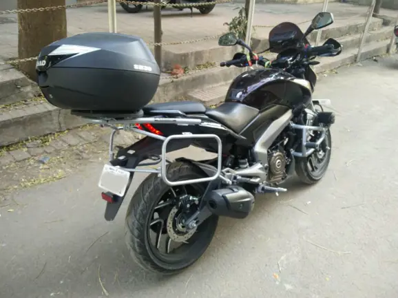 custom-made-bajaj-dominar-400-accessories-5