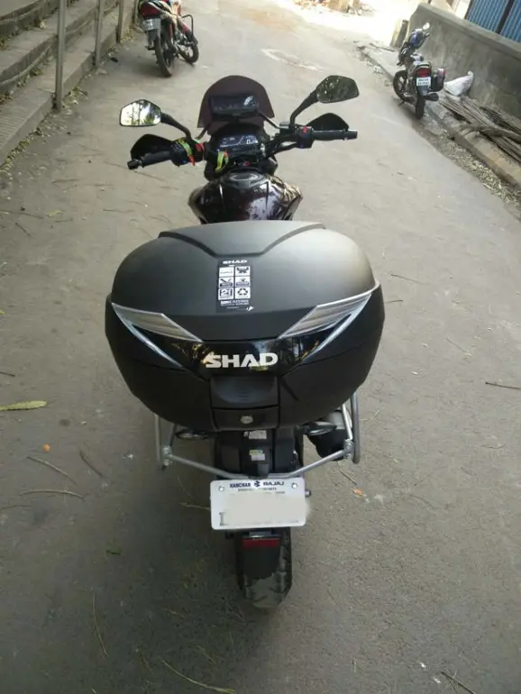 custom-made-bajaj-dominar-400-accessories-6