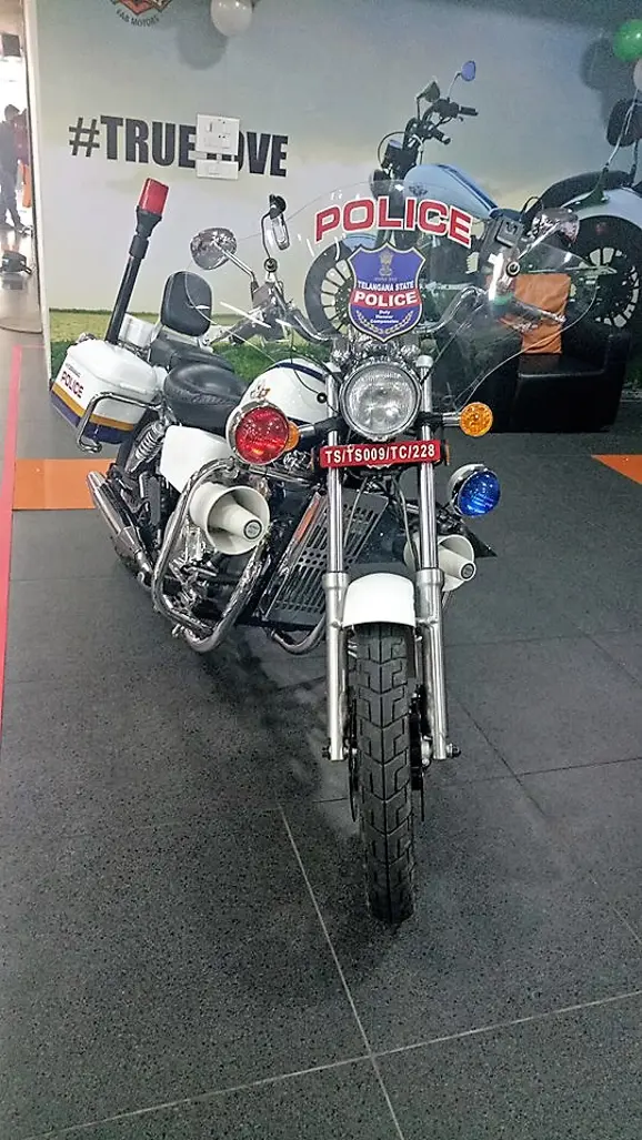 fab-regal-raptor-motorcycles-hyderabad-police-3