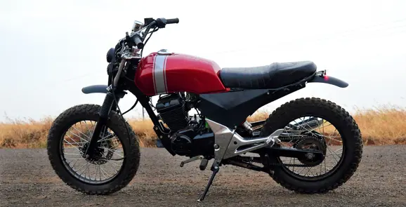 modified-honda-cb-unicorn-scrambler-by-furious-customs-tail-light
