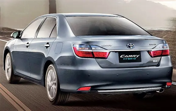 new-toyota-camry-hybrid-3
