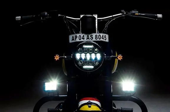 royal-enfield-classic-350-zafiro-eimor-customs-headlamp
