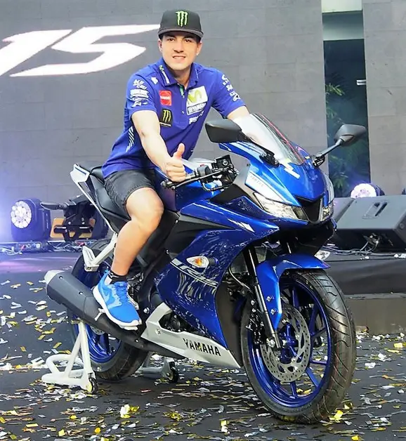 yamaha-r15-v3-0-thailand-maverick-vinales-front-three-quarter
