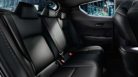 toyota-chr-2016-interior-tme-012-a-full_tcm-3060-808884