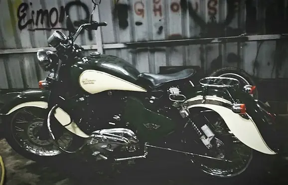 royal-enfield-modified-by-eimor-customs