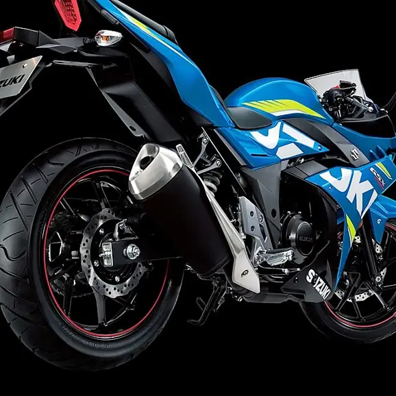 gsx-s250r_web_images_cropped_0001s_0010_gsx250r_al8_exhaust