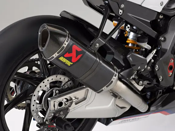 BMW-HP4-Race-10