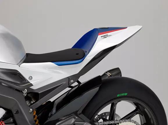BMW-HP4-Race-9