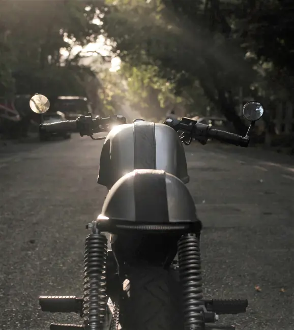 Hero-Karizma-cafe-racer-by-Bullard-Customs-3