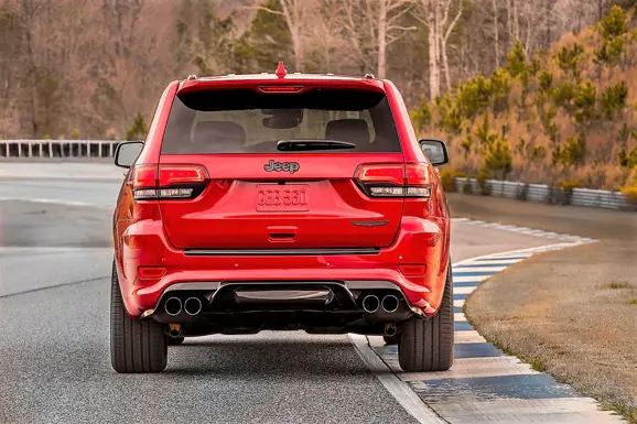 Jeep-Grand-Cherokee-Trackhawk-3
