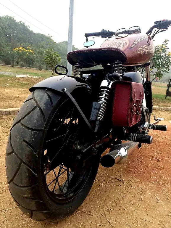 Royal-Enfield-Thunderbird-350-Karma-13