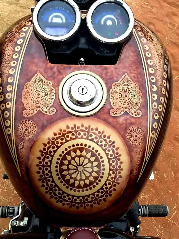 Royal-Enfield-Thunderbird-350-Karma-20
