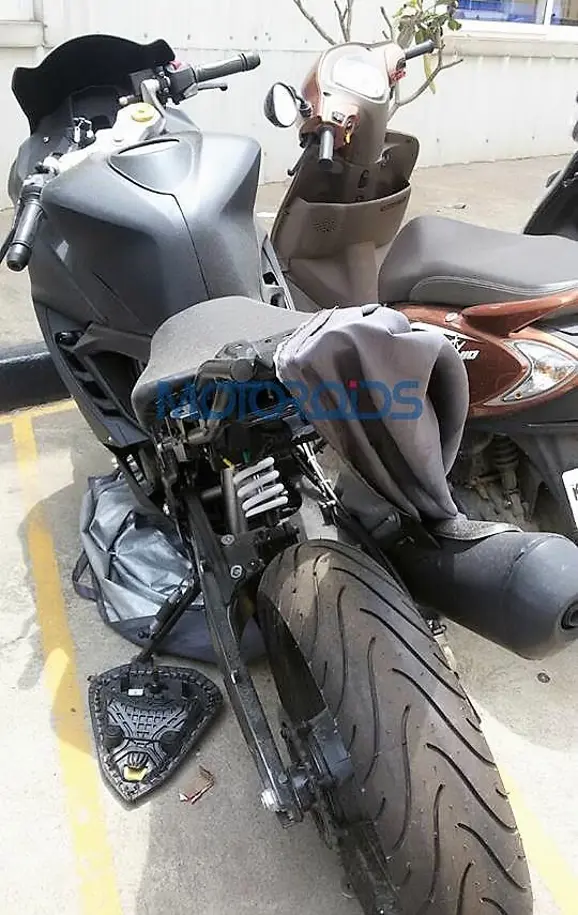 TVS-Akula-310-Apache-RTR-310-1
