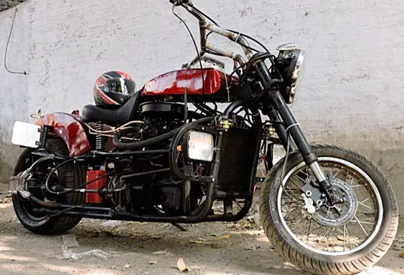 TrailBlazer-Maruti-800-Motorcycle-1