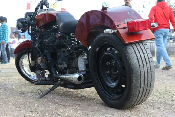 TrailBlazer-Maruti-800-Motorcycle-3
