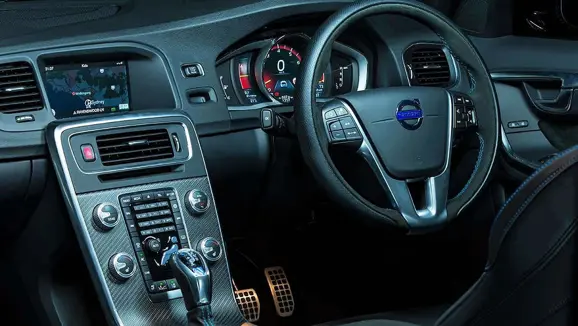 Volvo-S60-Polestar-2