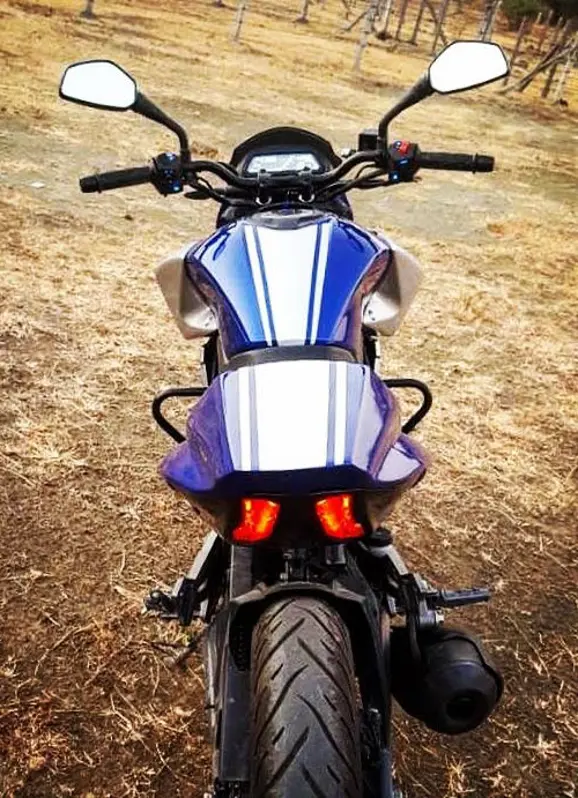 Bajaj-Domivel-400-13