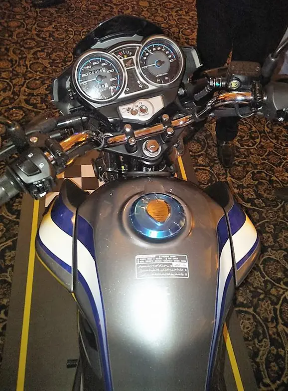 Honda-CB150F-Console