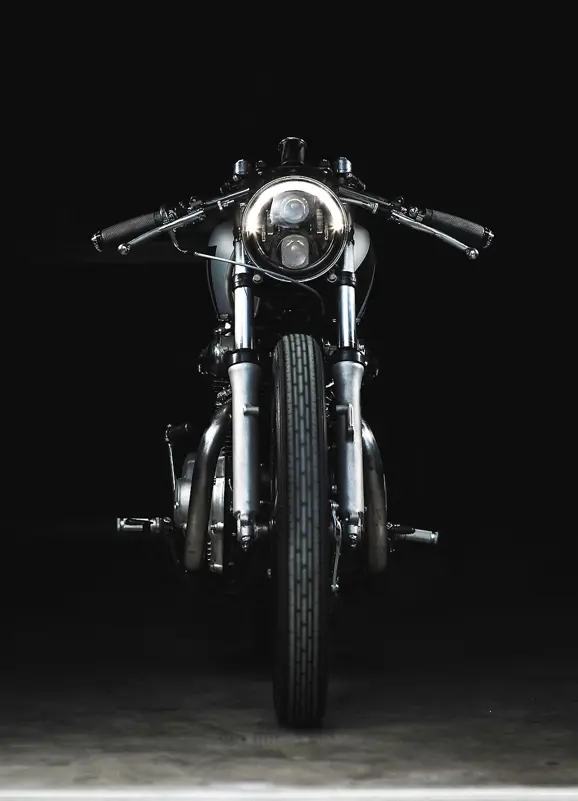 Honda-CB250-Cafe-Racer-3