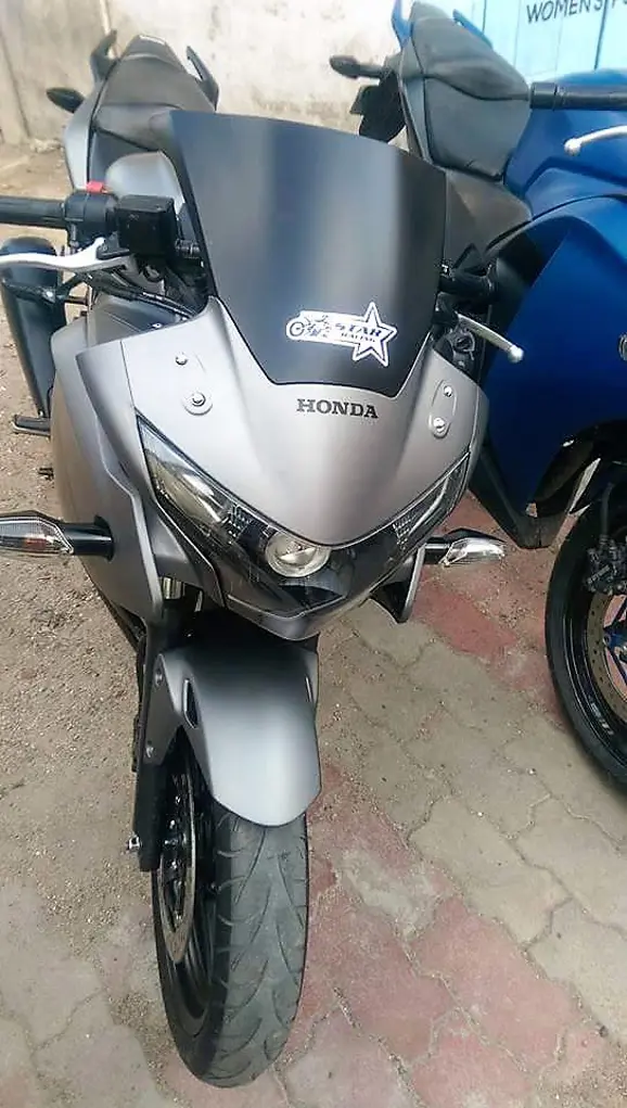 Honda-CBR250R-Matte-Grey-Star-Racing-1