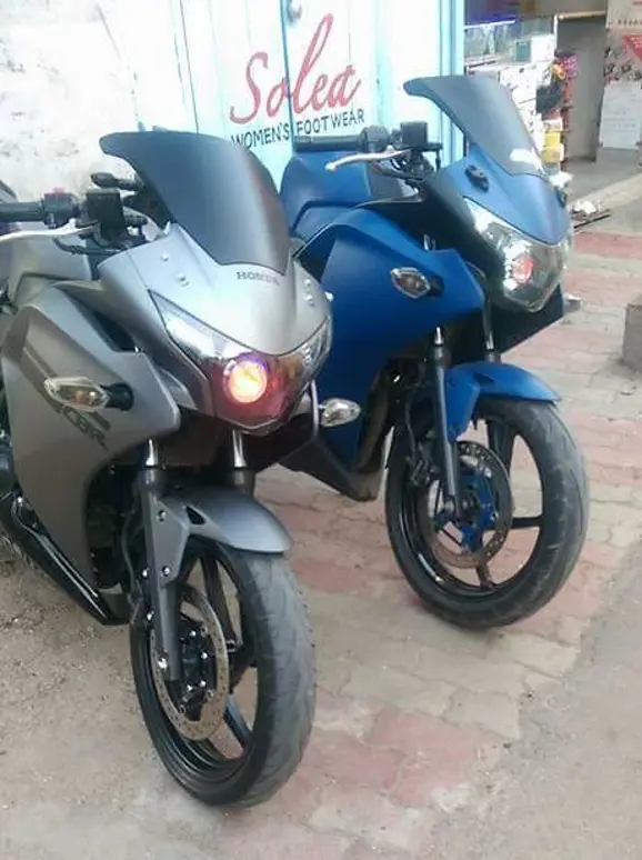 Honda-CBR250R-Matte-Grey-Star-Racing-7