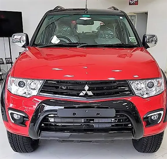 Mitsubishi-Pajero-Sport-Select-Plus-1