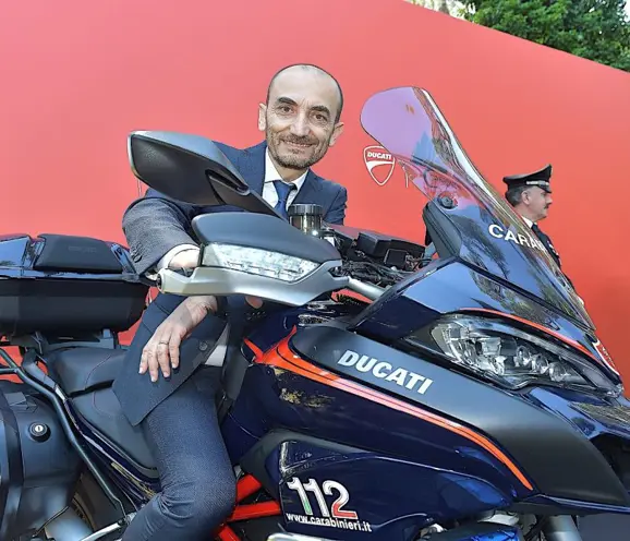 italian-police-gets-new-ducati-patrol-bikes-7