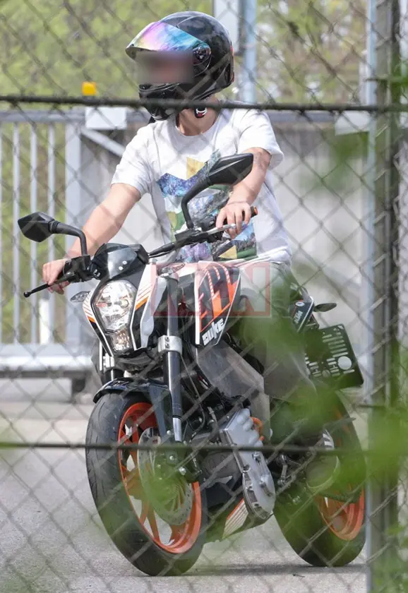 ktm-duke-electric-3