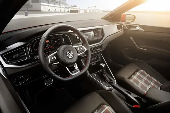 2018-vw-polo-gti-16