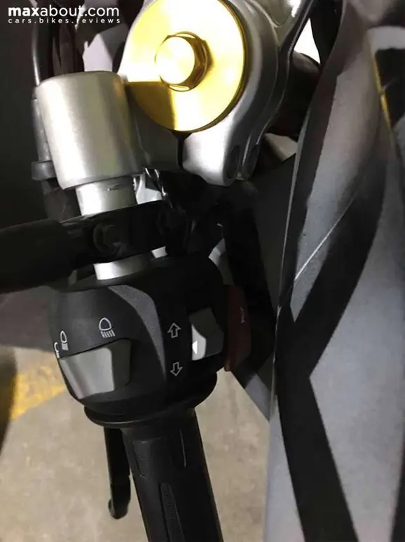 TVS-Apache-RR-310S-6