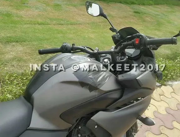 Yamaha-Fazer-250-Tank