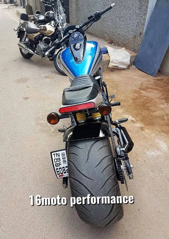 Suzuki Intruder M1800R-Inspired Royal Enfield Bullet 500