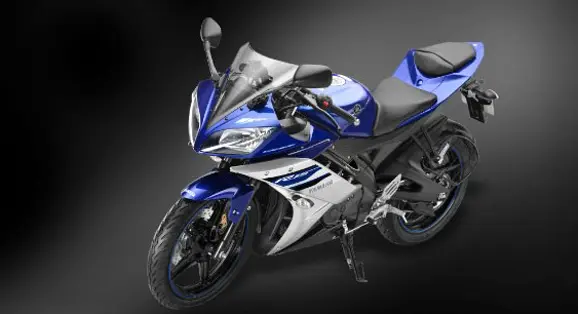 Yamaha R15 V2
