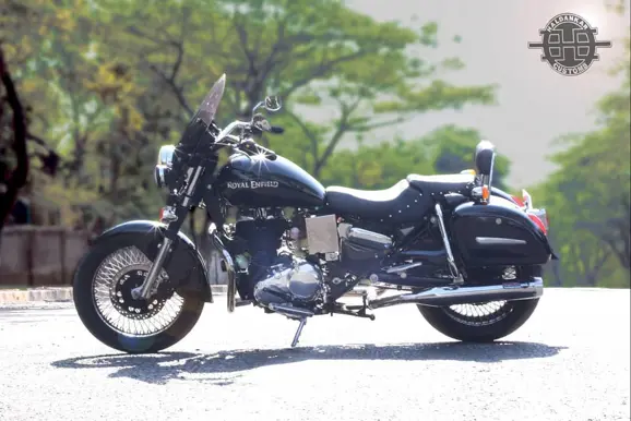 Royal Enfield Classic 500 Cruiser