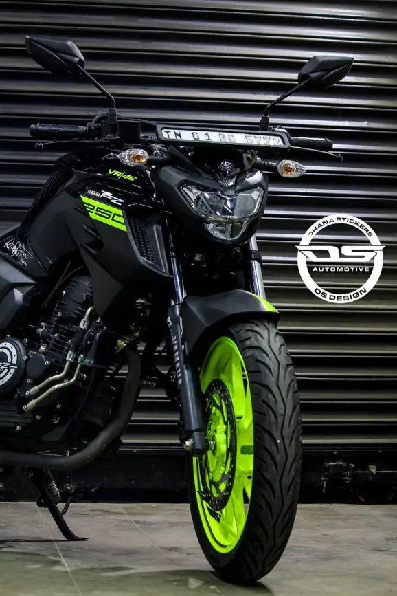 Yamaha FZ25 VR46 Edition