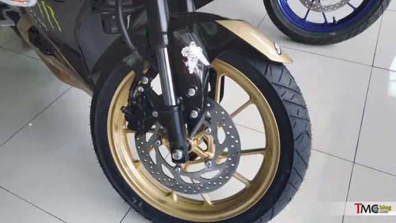 Yamaha R15 V3 Monster Energy Edition