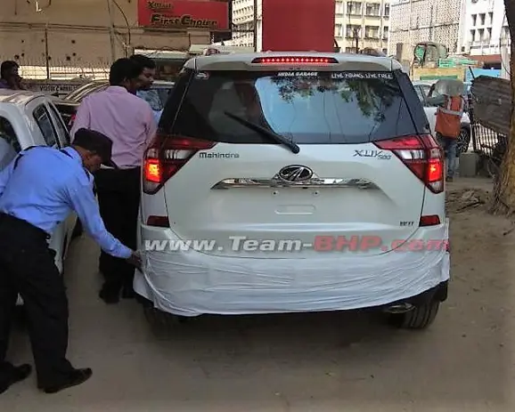2018 Mahindra XUV500