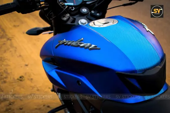 Metallic Blue Bajaj Pulsar NS200