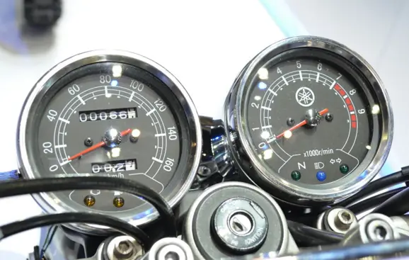 2018 Yamaha SR400
