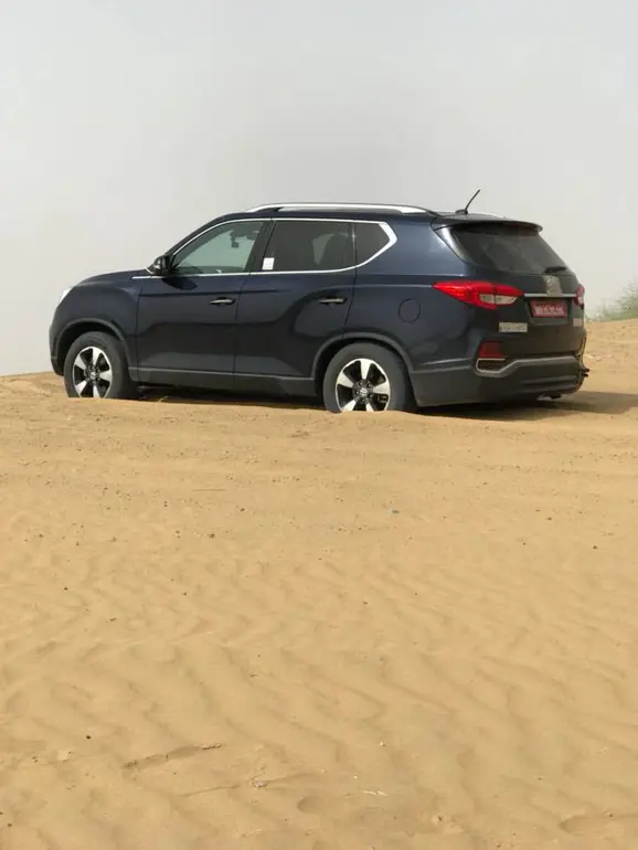 Mahindra XUV700 4x4