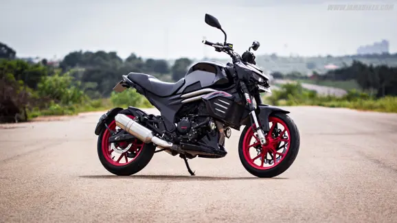 Mahindra Mojo Modified
